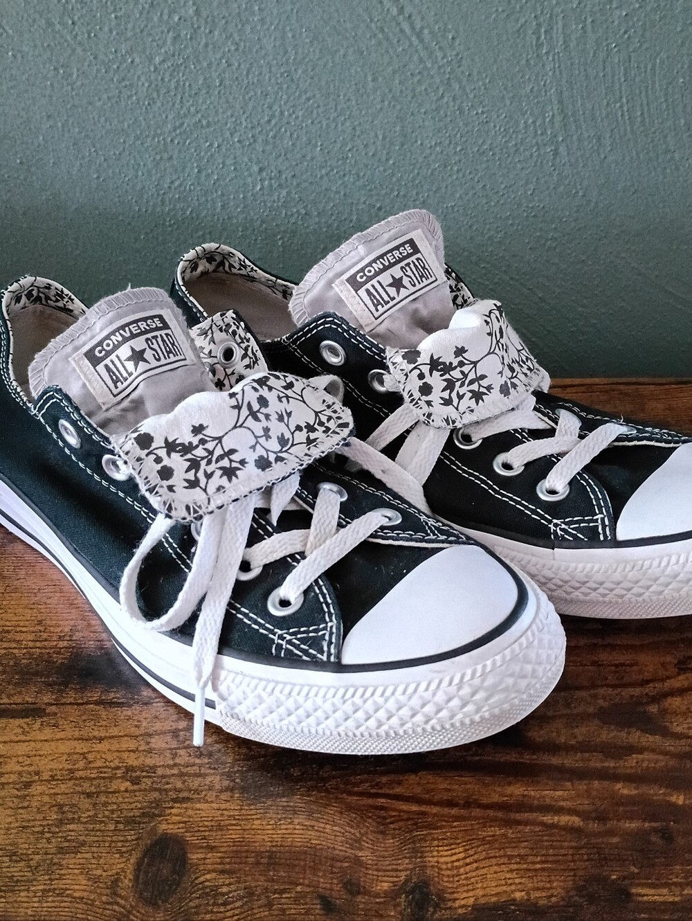 Converse All Star Double Tongue Womens 10 Low Top Black Chuck Taylor Sneakers M8